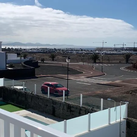 Trendy Casa Linea * Playa Blanca