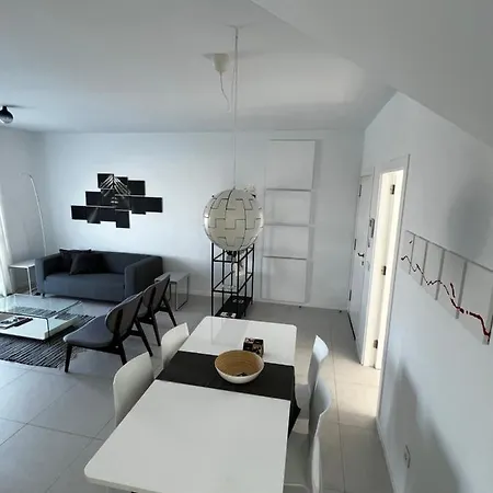 Trendy Casa Linea Holiday home
